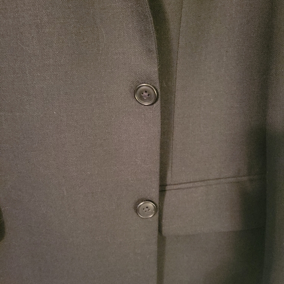 Alfani 48R Blk 3 button blazer. - Picture 2 of 6